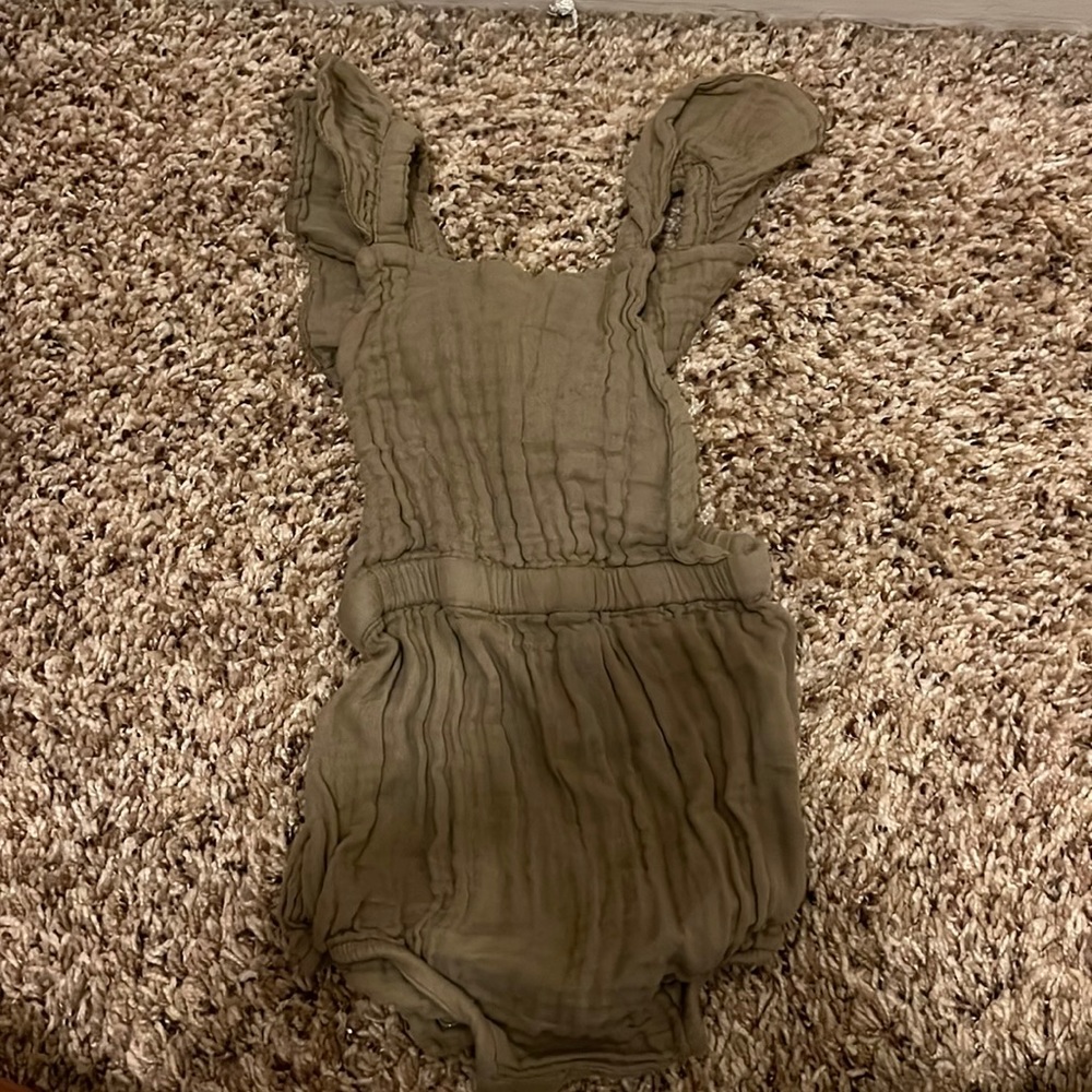 The simple folk ruffle romper